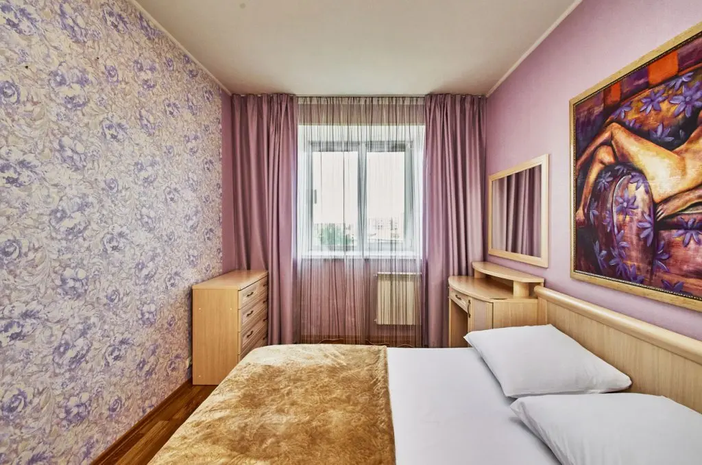 Томск: 2к квартира, ул. Транспортная 7