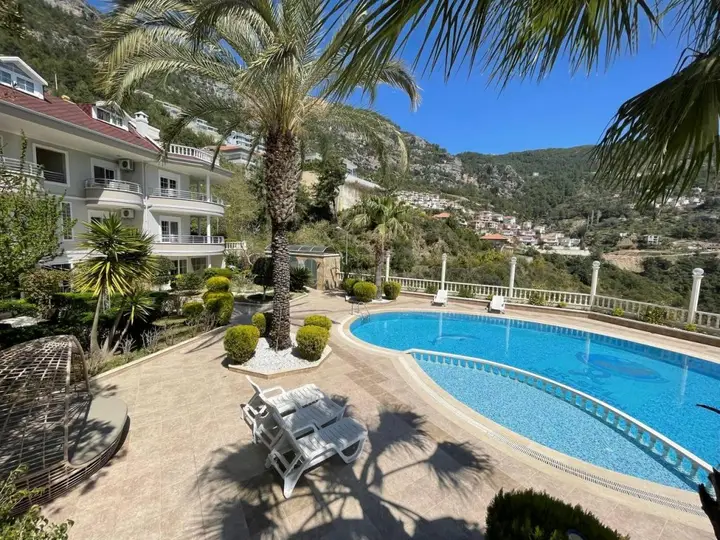 Аланья: Вилла в горах с видом на море