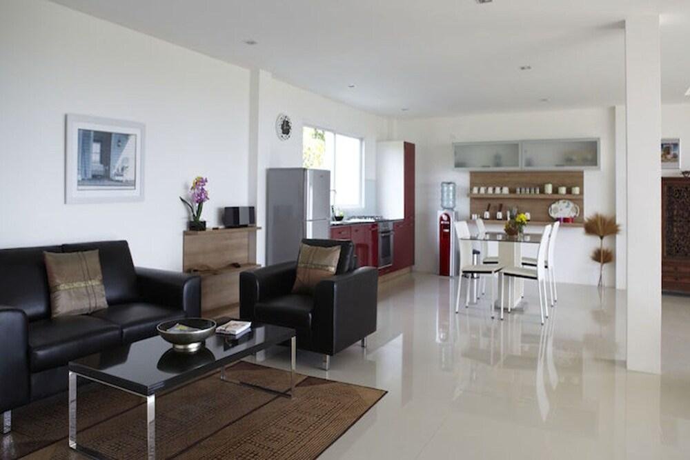 Ланта: Lanta Loft Penthouse Apartment 4B