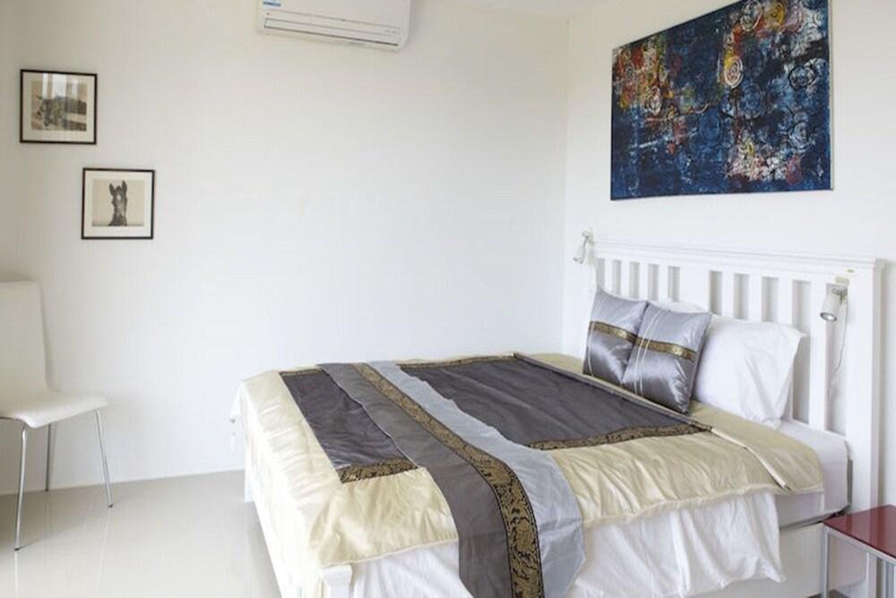 Ланта: Lanta Loft Penthouse Apartment 4B