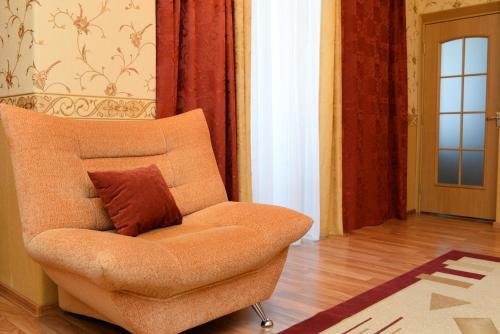 Караганда: Apartments On Bukhar Zhirau 30
