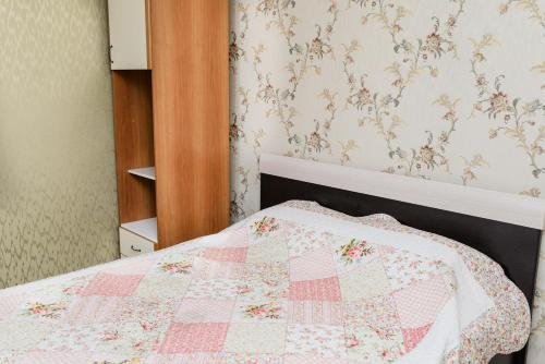 Караганда: Apartments On Bukhar Zhirau 30