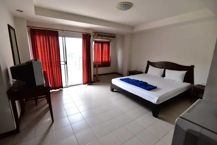 Краби: J2 Mansion