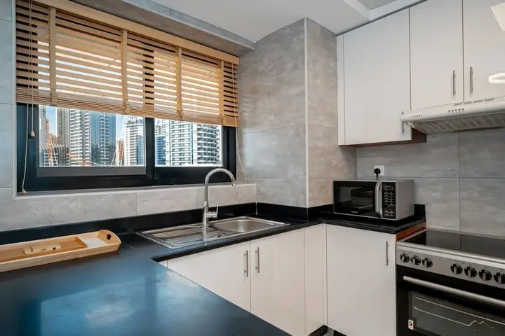 Дубай: HiGuests Vacation Homes - Escan Tower