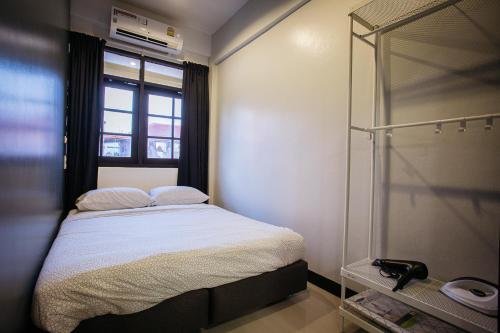 Бангкок: T3 Two Bedrooms Wifi Full Kitchen 1 Min To Bts