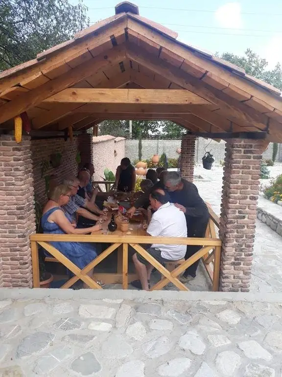 Телави: Kakhuri Qveveis Sakhli