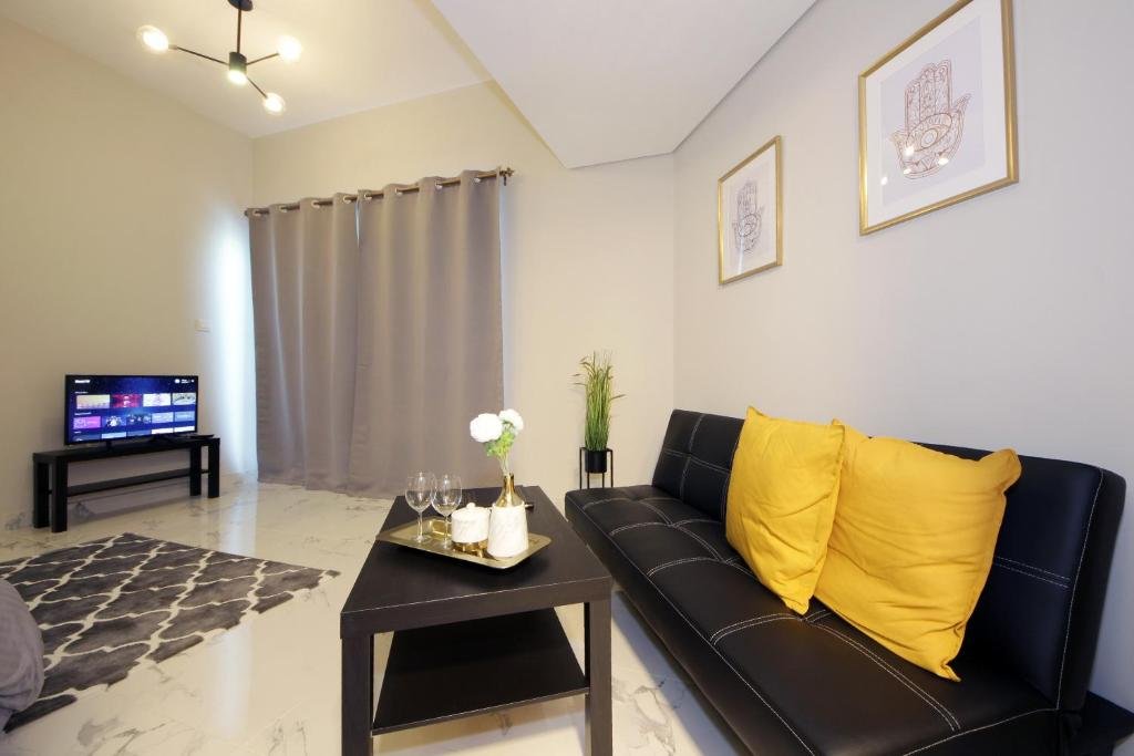 Дубай: Signature Holiday Homes - Newly Studio in Dubai South Near to Expo 2021