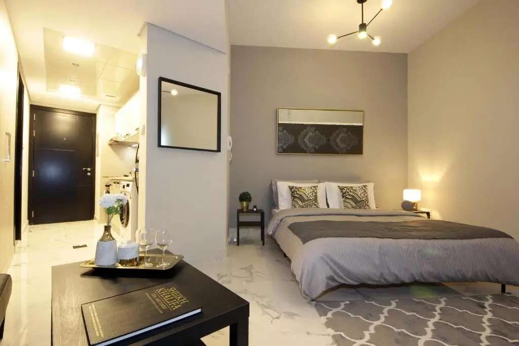 Дубай: Signature Holiday Homes - Newly Studio in Dubai South Near to Expo 2021