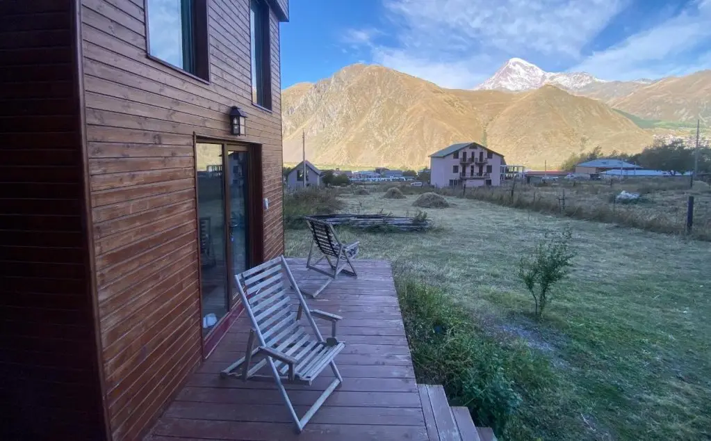 Степанцминда: Апартаменты Twin Cottages Kazbegi