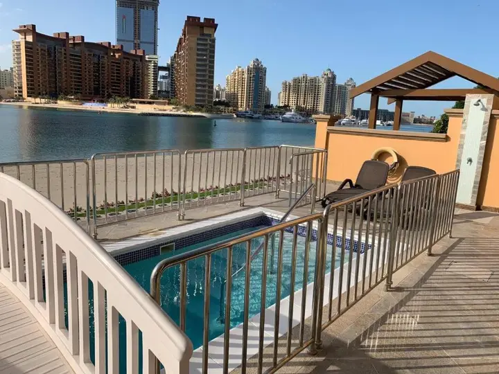 Дубай: Bespoke Residences - 4 Bedroom Luxury Villa in The Palm