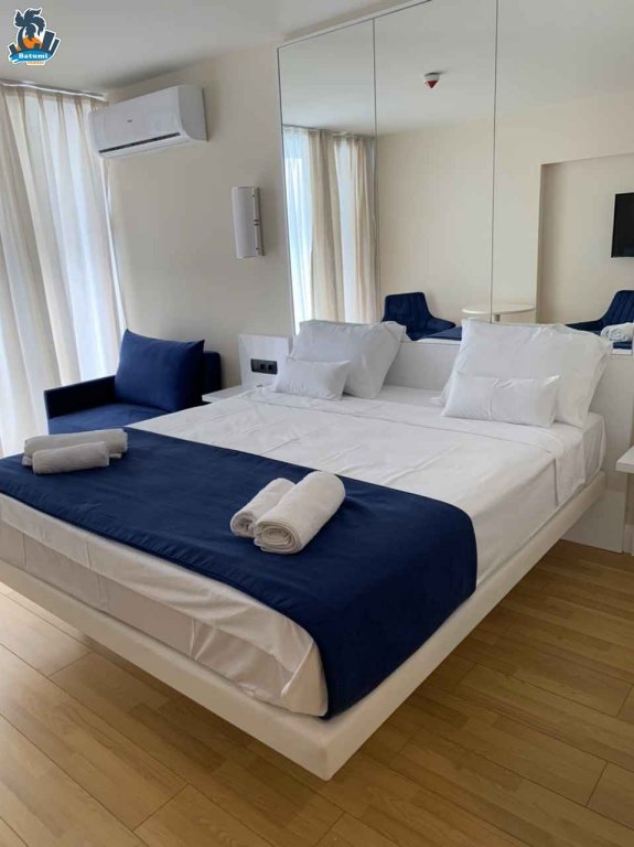 Батуми: Апартаменты VIP Apart Batumi