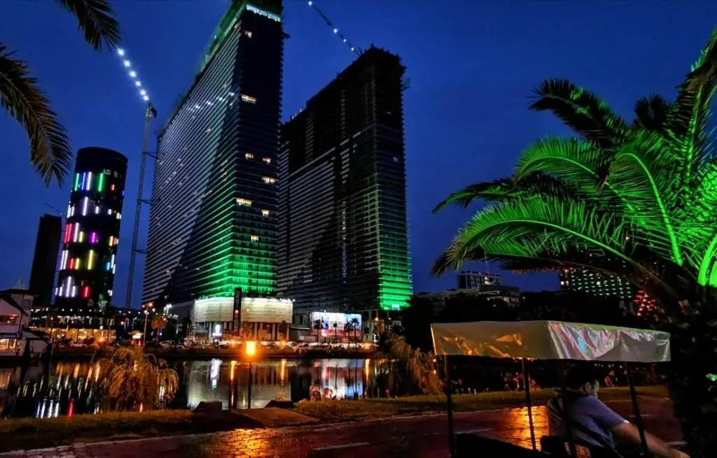 Батуми: Апартаменты VIP Apart Batumi
