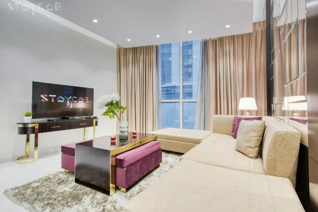 Дубай: Staycae Upper Crest Downtown View