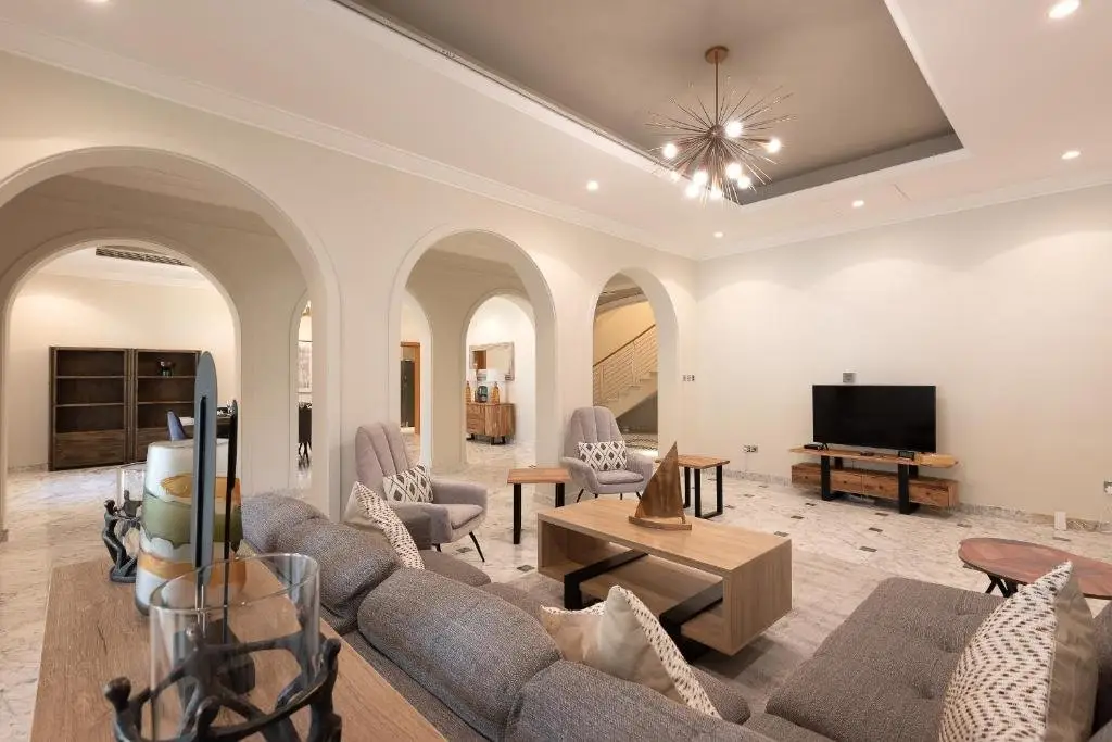 Дубай: Maison Privee - Prvt Pool & Beach! in Luxury Palm Jumeirah Villa