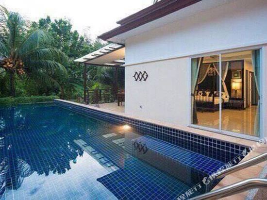 Тхаланг: Baan Thalang Private Pool Villa by Ayg Phuket