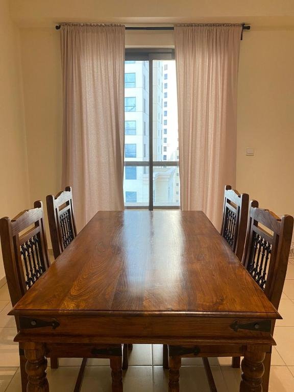 Дубай: Al Mashreq 2 Bedroom Apt Rimal 2, 4 min walk to beach