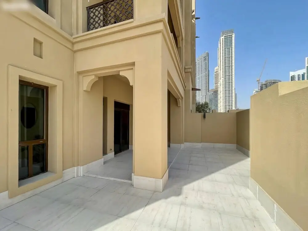 Дубай: 1-br Dazingly lit Downtown