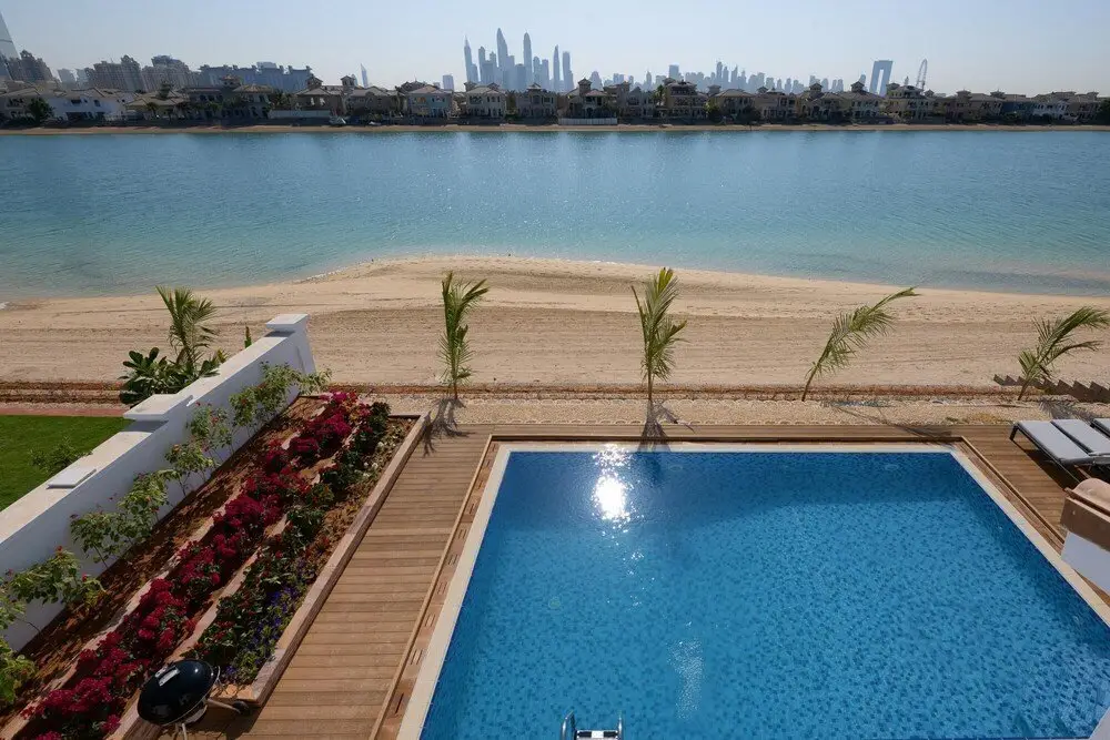 Дубай: Villa on Beach w Private Pool The Palm Jumeirah