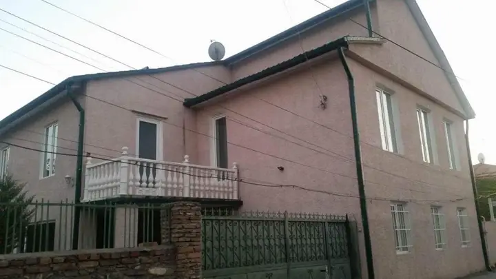 Телави: Art house