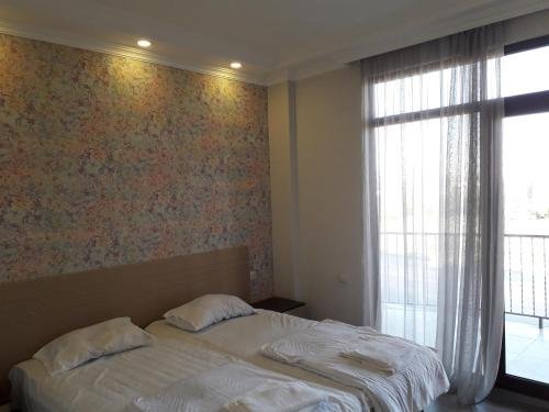 Батуми: G & A Guesthouse