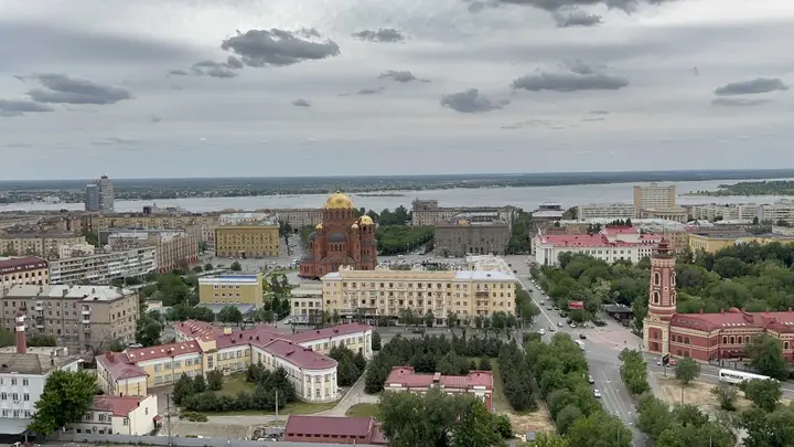 Волгоград: Апартаменты в центре Волгограда LOFT с видом на Волгу