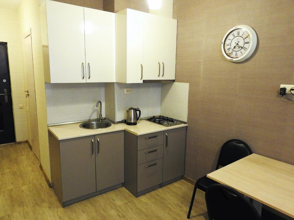Батуми: Real Palace Apartment