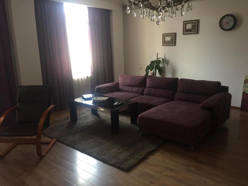 Батуми: Apt On Gorgasali 94