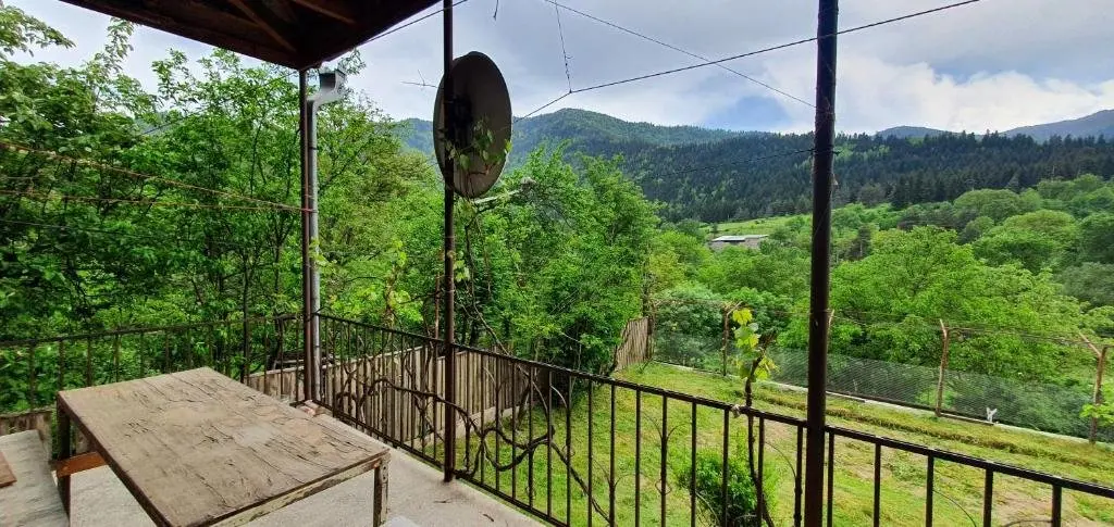 Ликани: Likani Guest House