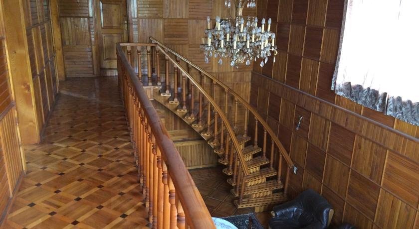 Зугдиди: Guest House on Stalin Street 50