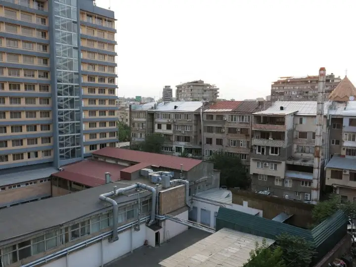 Ереван: RC apartments at 21 Sayat-Nova avenue