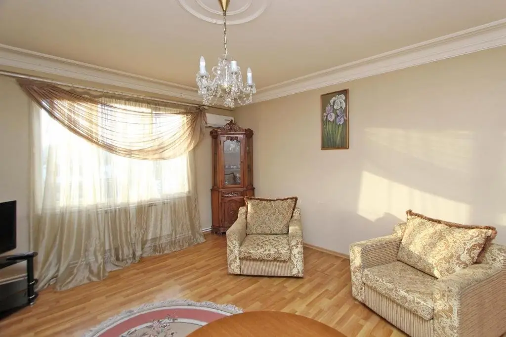 Ереван: RC apartments at 21 Sayat-Nova avenue
