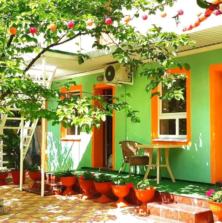 Геленджик: Cottage Natalya