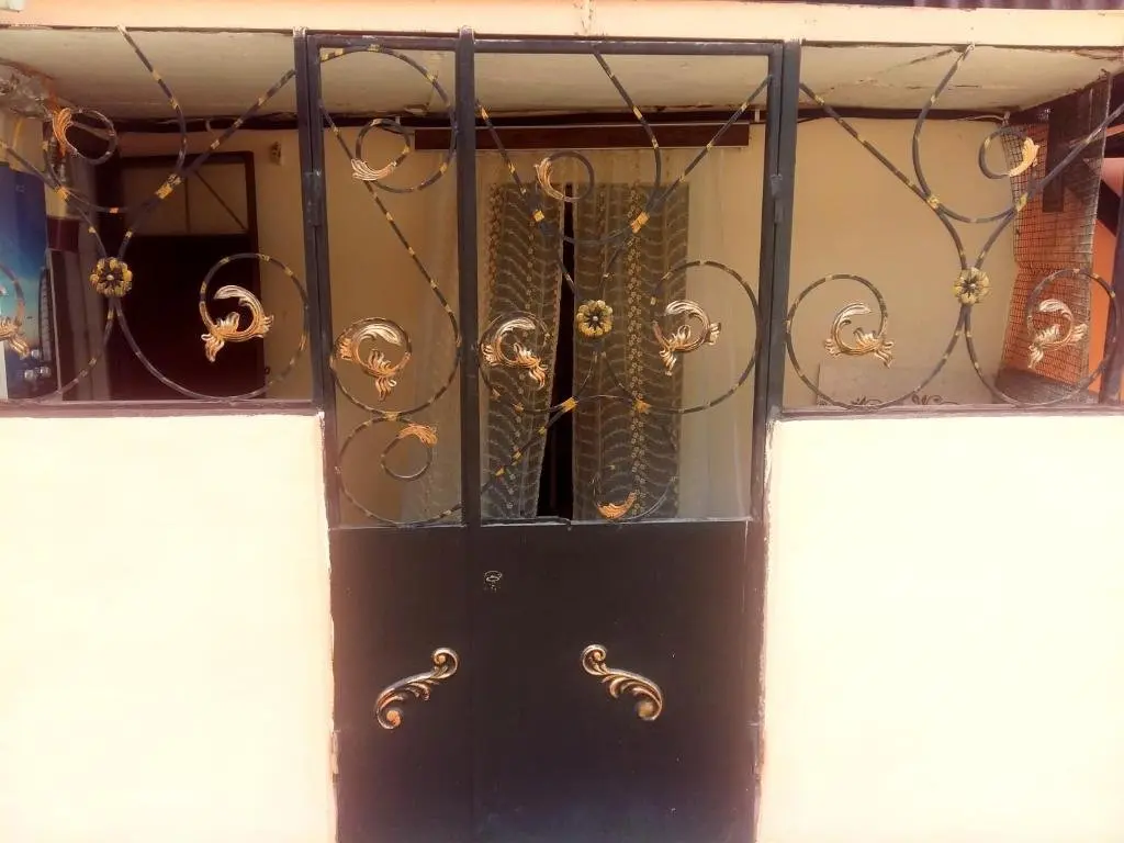 Батуми: Home in Noneshvili str 1