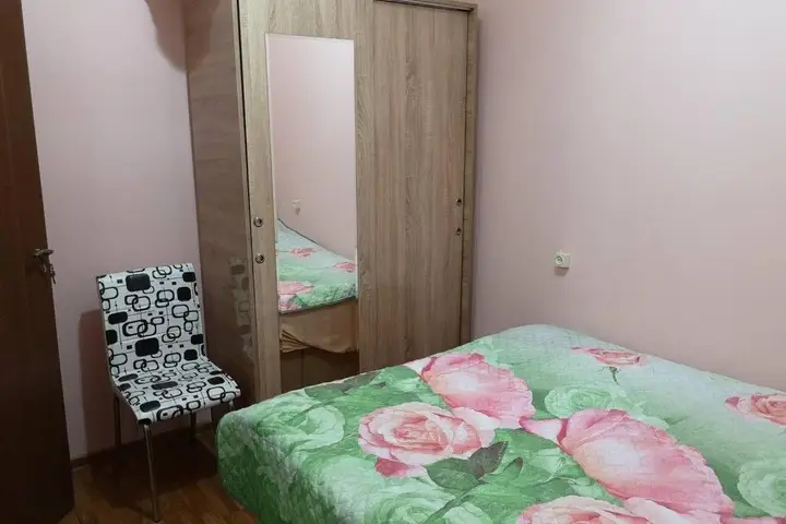 Батуми: Kvartira dvuhkomnatnaja v Batumi, 10 minut do morja