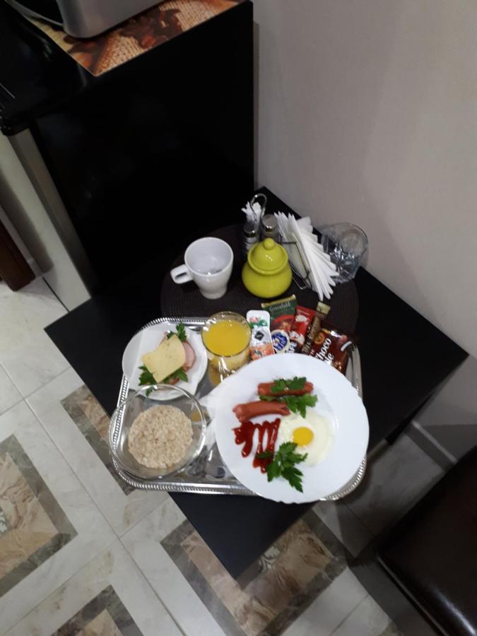 Москва: Отель День и Ночь на Мичуринском