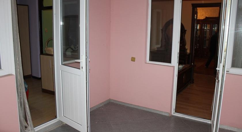 Батуми: Guest House Kakhaberi 3