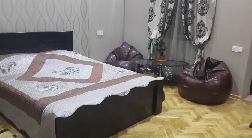 Тбилиси: Guest House Khidistavis 8