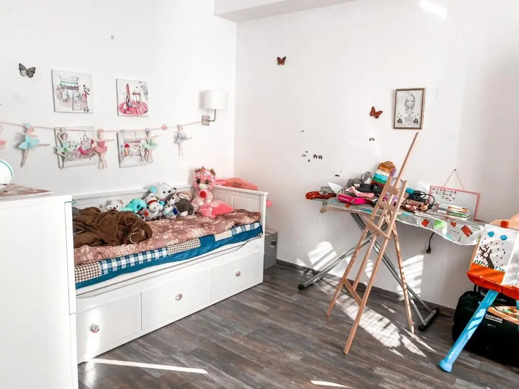 Тбилиси: cozy 2 bedroom apartment in vintage style