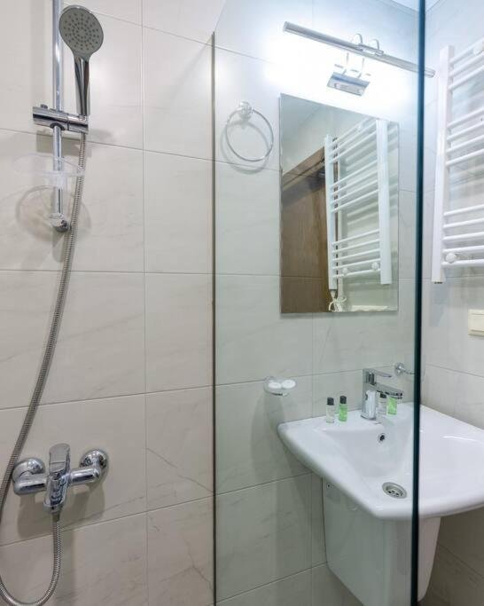Батуми: cozy and comfy studio apartment for two in the center of batumi