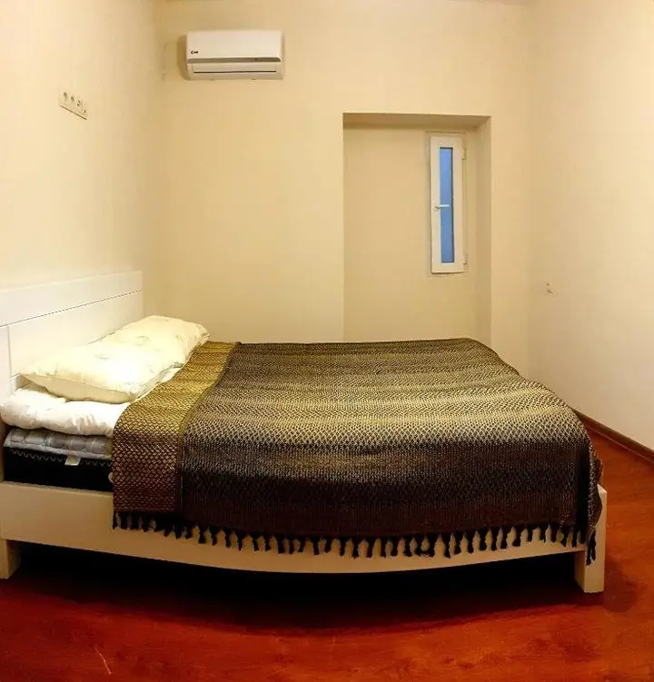 Тбилиси: four brothers apartment 7