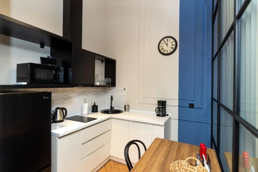 Тбилиси: Stylish Modern 1Br Apartment