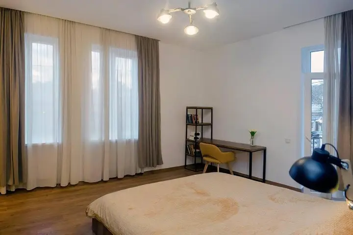Тбилиси: One Bedroom Apartment With Balcony Near Fabrika
