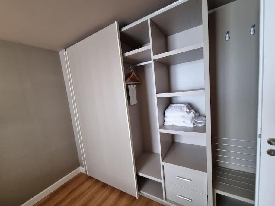 Батуми: Leo Group BEST LUXURY SUITE 20-04 Alliance Palace