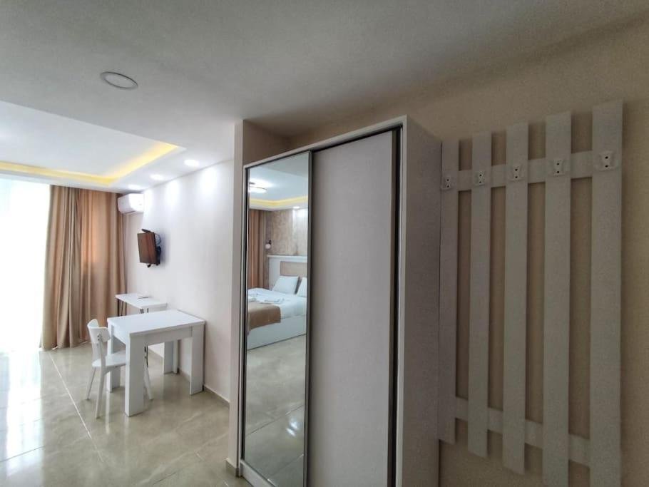 Батуми: Leo Group Luxury Apartment 14 294 Sunrise Batumi