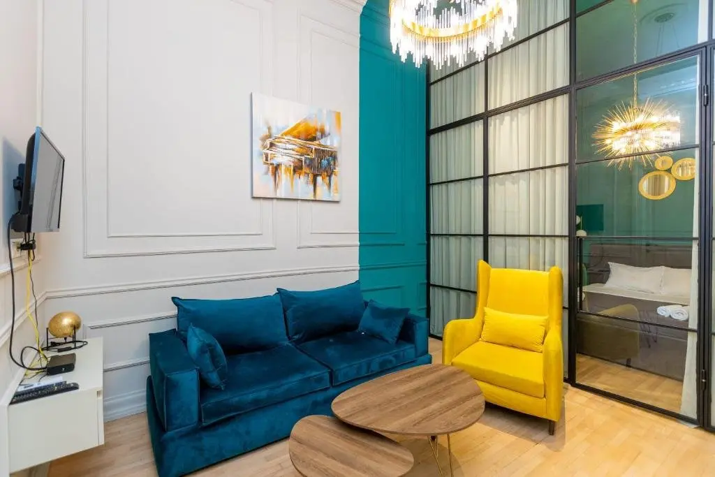 Тбилиси: Stylish 2Br Apartment In The Center Of Tbilisi