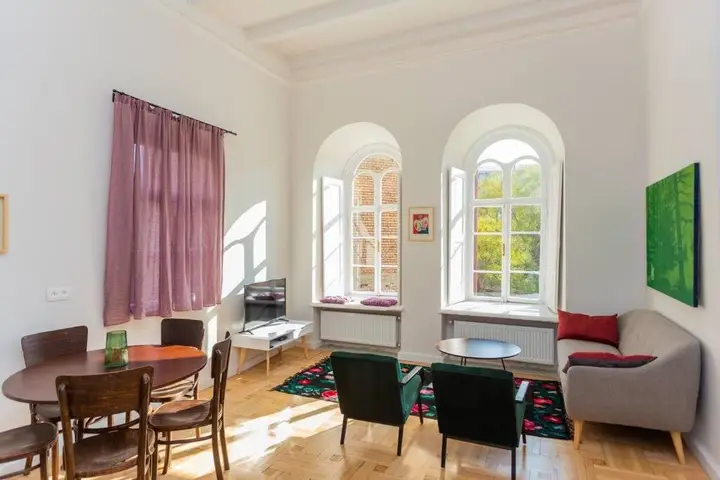 Тбилиси: Charming 2BR Apt in Old Tbilisi