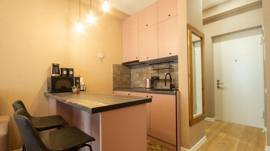 Тбилиси: apartment krtsanisi 21