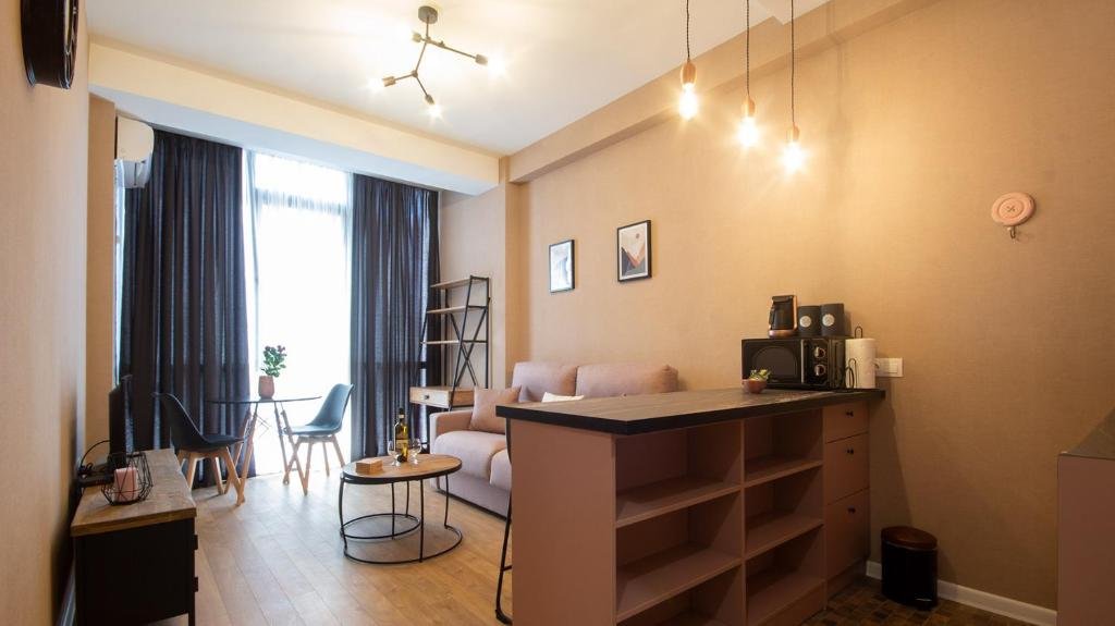 Тбилиси: apartment krtsanisi 21