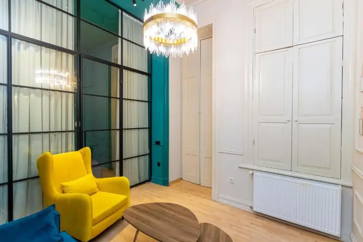 Тбилиси: Stylish 3BR House with balcony
