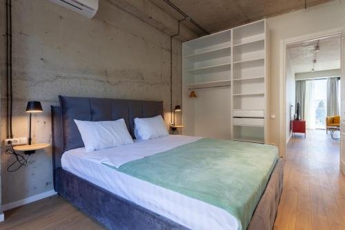 Тбилиси: Flat 3 bedrooms 2 bathrooms - Tbilisi